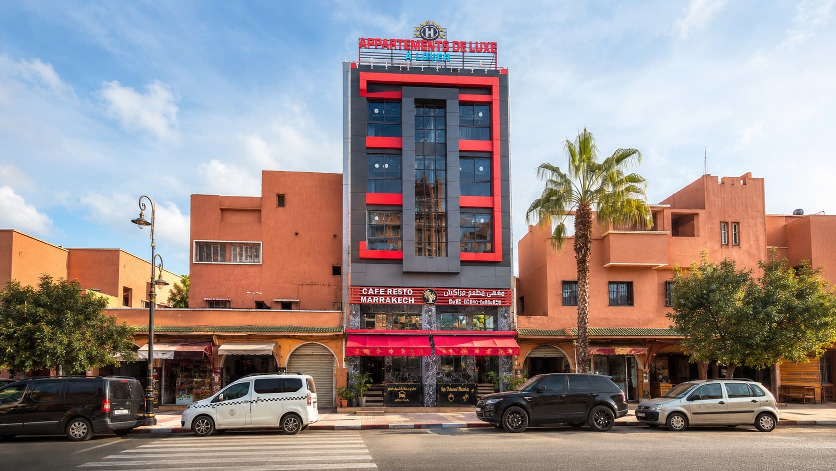 Diyafat Pam hotel exterior